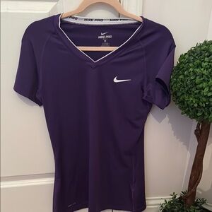 Nike Women's V-Neck flattering Purple Tee